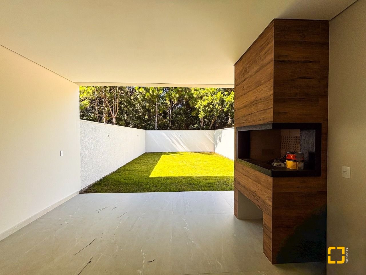 Casa com 153m², 6 quartos (sendo 3 suítes), 2 garagens, no bairro Rio Vermelho em Florianópolis