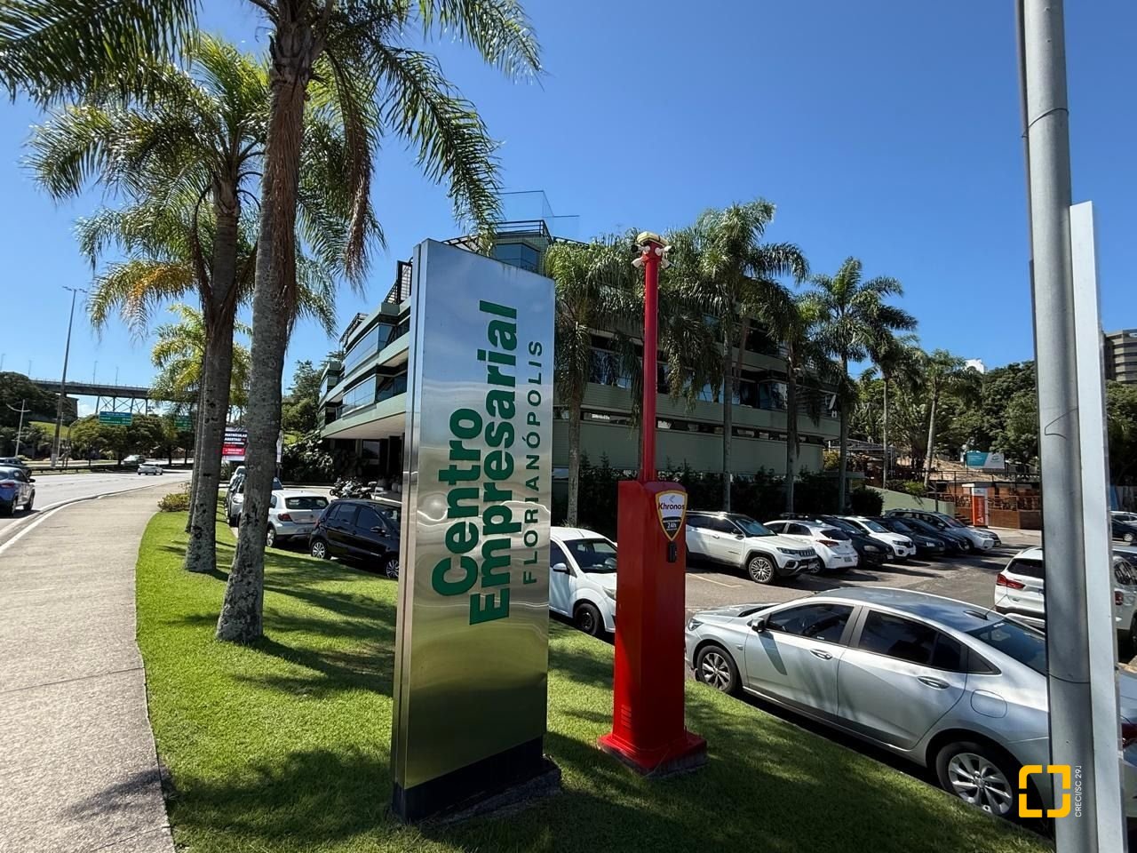 Sala com 531m², 5 garagens, no bairro Centro em Florianópolis