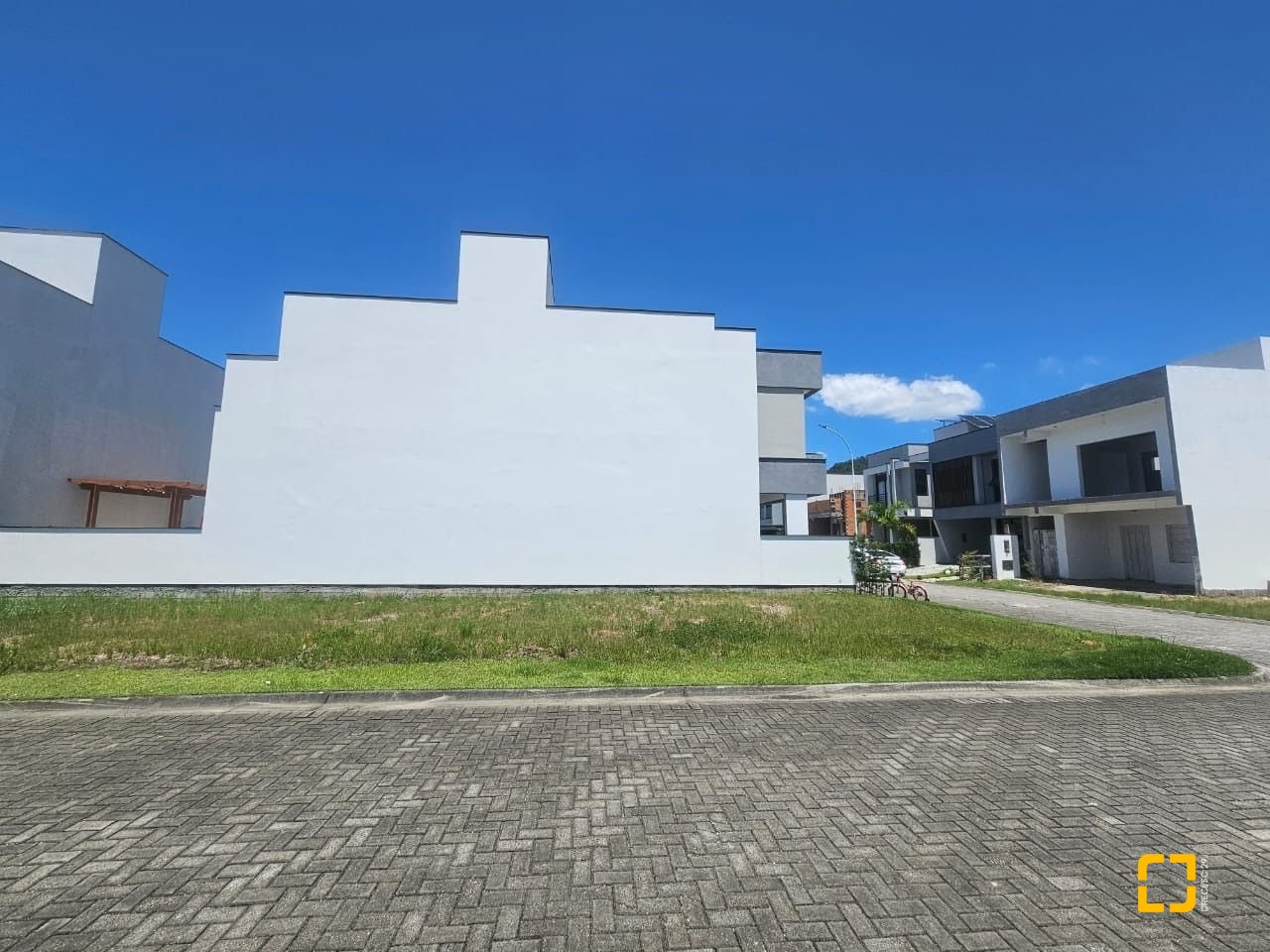 Terreno com 172m², no bairro Beira Rio em Biguaçu
