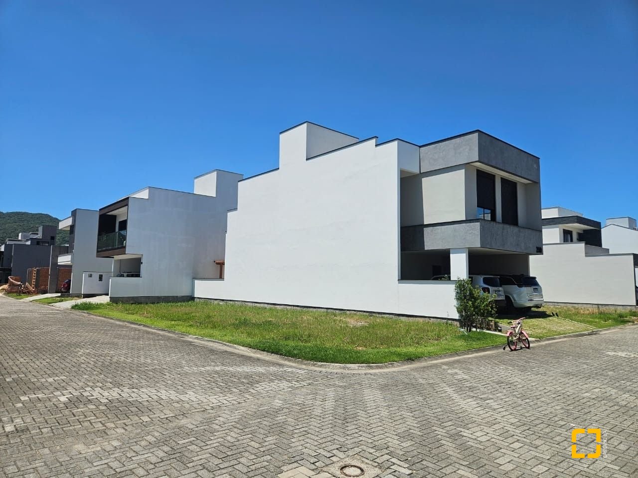Terreno com 172m², no bairro Beira Rio em Biguaçu