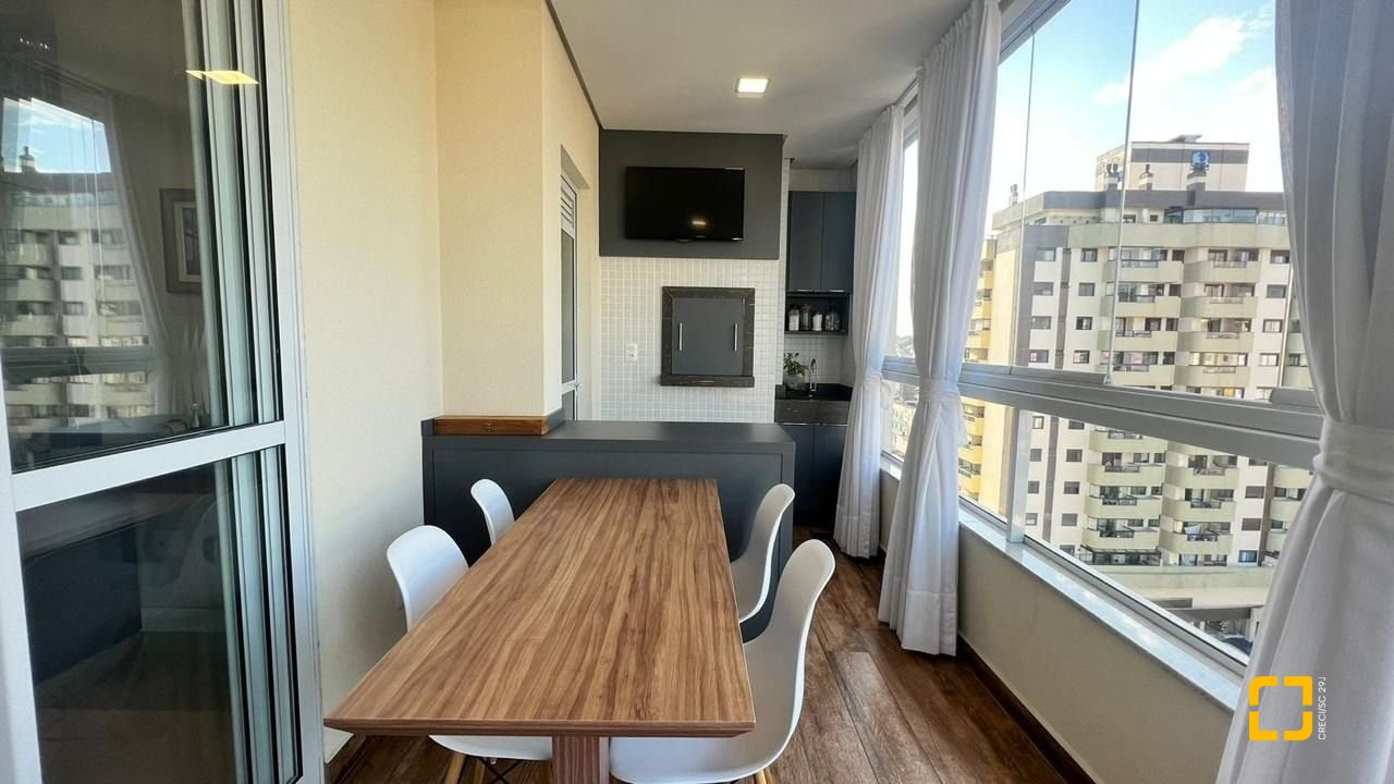 Apartamento com 119m², 2 quartos (sendo 1 suíte), 2 garagens, no bairro Nossa Senhora do Rosário em São José