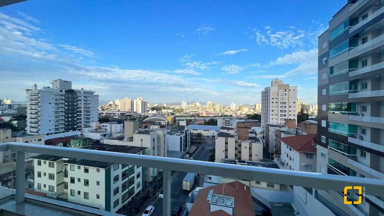 Apartamento com 119m², 2 quartos (sendo 1 suíte), 2 garagens, no bairro Nossa Senhora do Rosário em São José