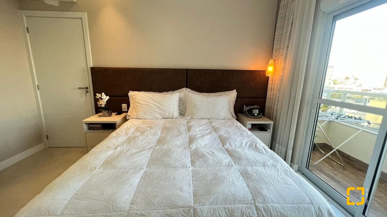 Apartamento com 119m², 2 quartos (sendo 1 suíte), 2 garagens, no bairro Nossa Senhora do Rosário em São José