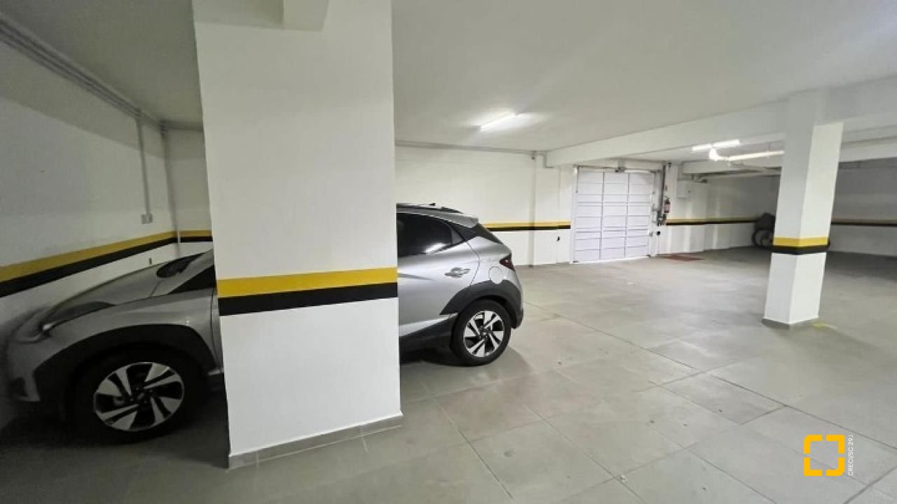 Apartamento com 119m², 2 quartos (sendo 1 suíte), 2 garagens, no bairro Nossa Senhora do Rosário em São José