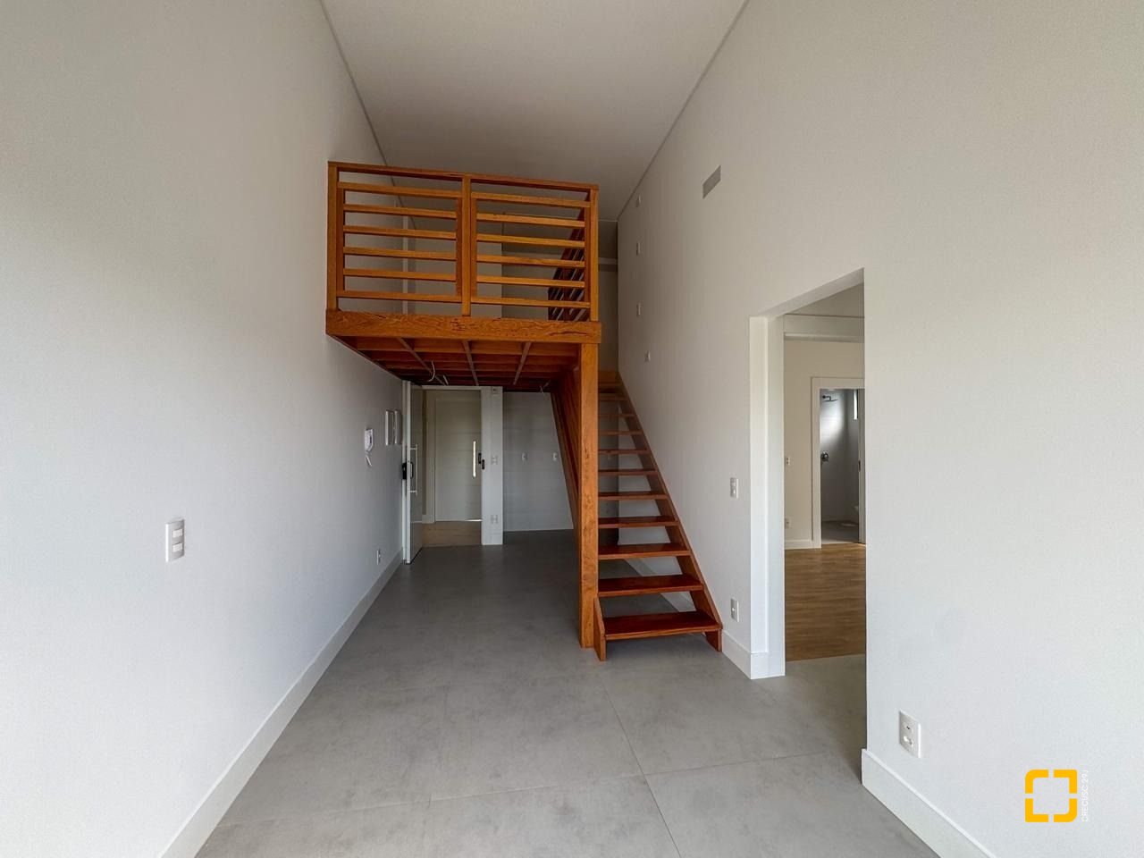 Apartamento com 73m², 2 quartos (sendo 1 suíte), 1 garagem, no bairro Monte Verde em Florianópolis