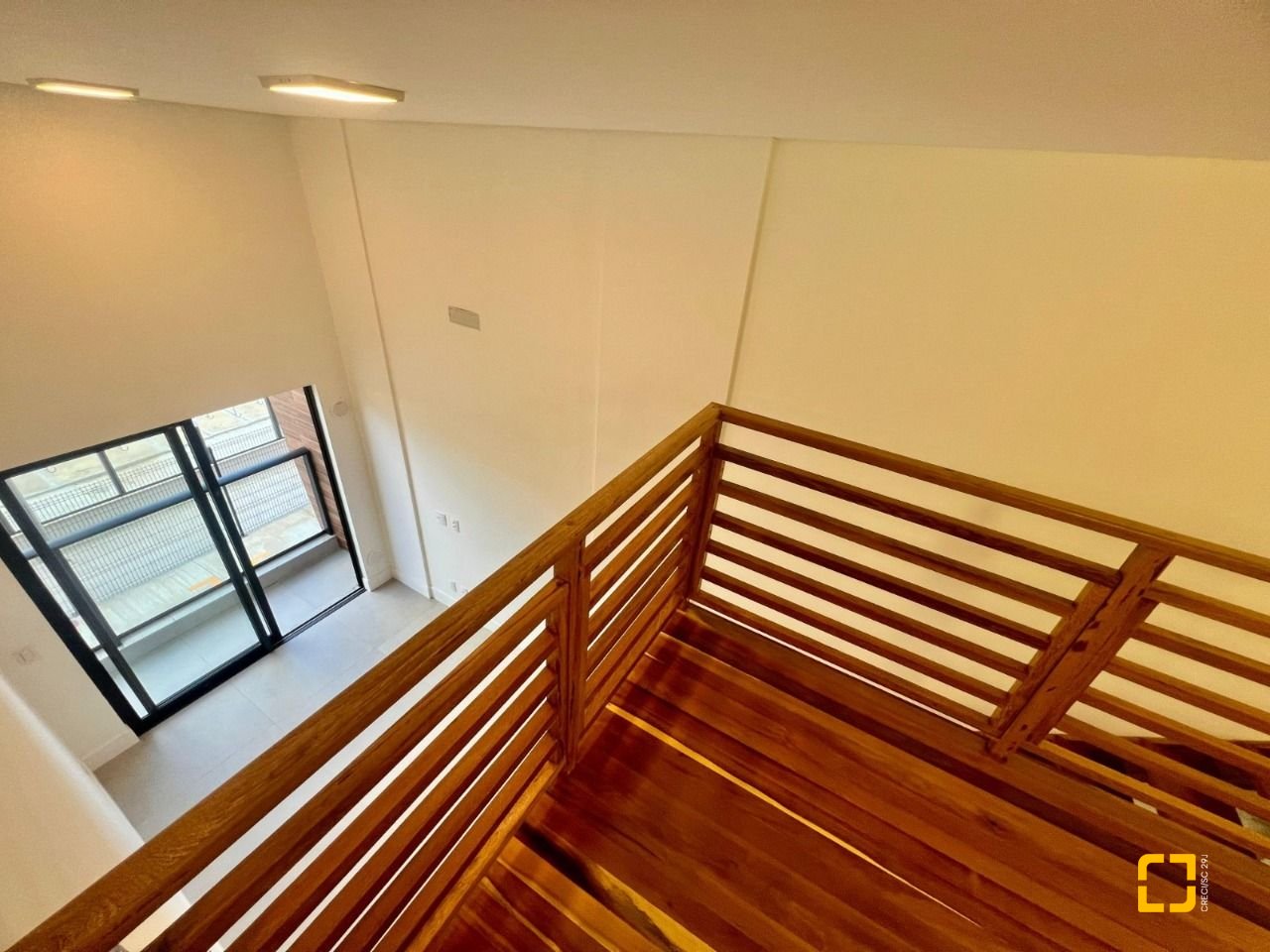 Apartamento com 73m², 2 quartos (sendo 1 suíte), 1 garagem, no bairro Monte Verde em Florianópolis