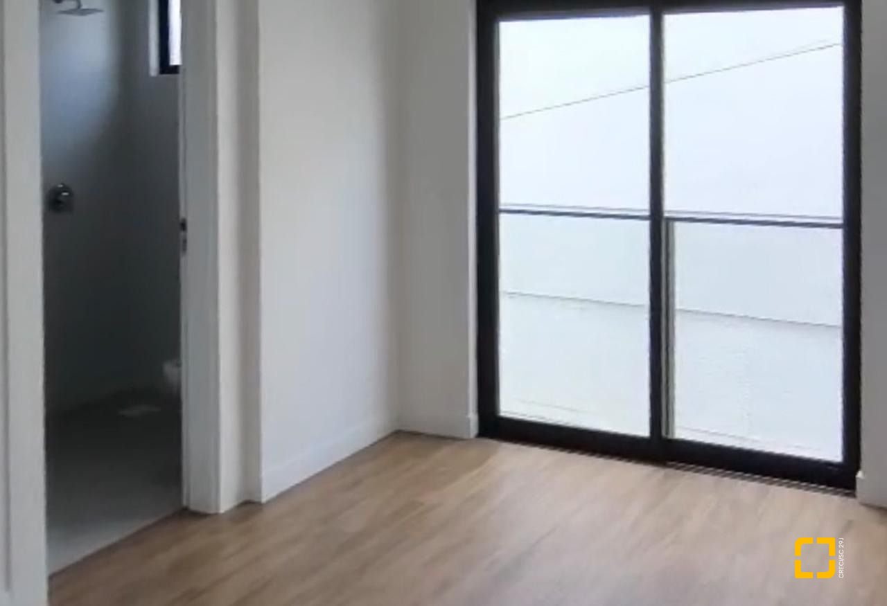 Apartamento com 73m², 2 quartos (sendo 1 suíte), 1 garagem, no bairro Monte Verde em Florianópolis