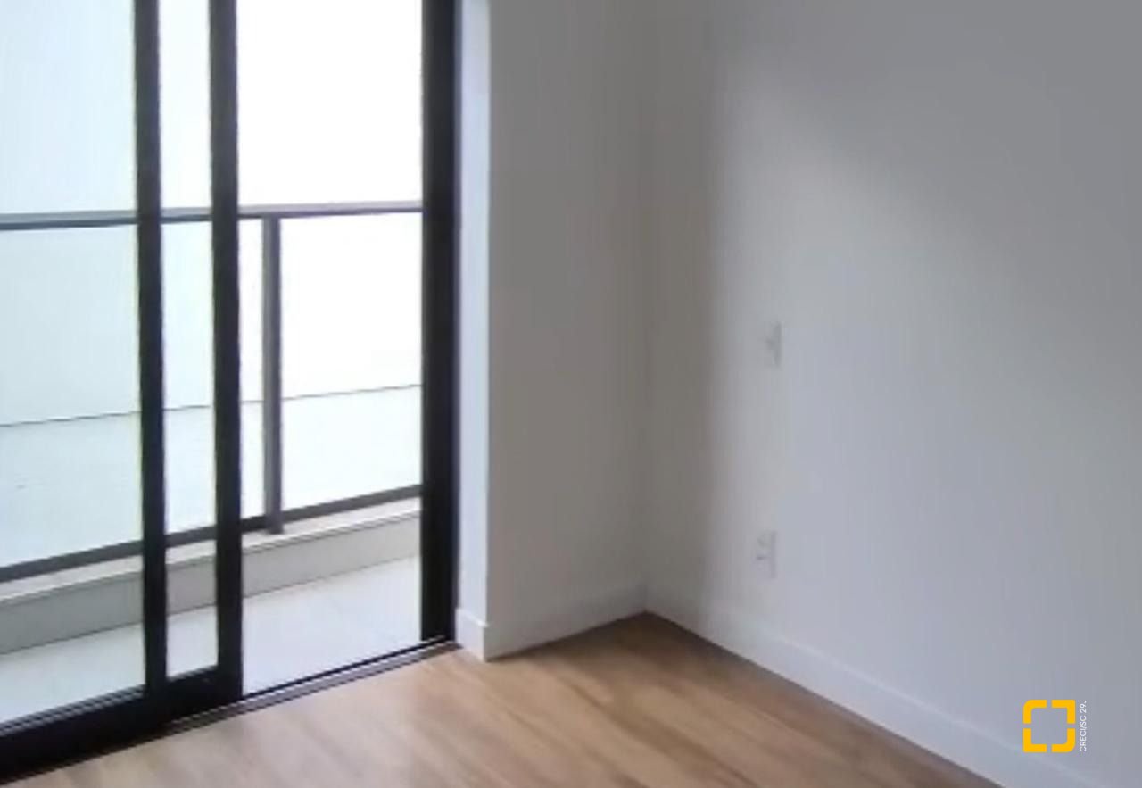Apartamento com 73m², 2 quartos (sendo 1 suíte), 1 garagem, no bairro Monte Verde em Florianópolis