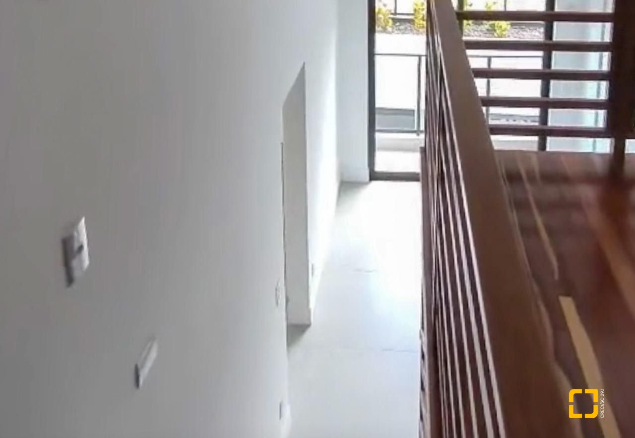 Apartamento com 73m², 2 quartos (sendo 1 suíte), 1 garagem, no bairro Monte Verde em Florianópolis