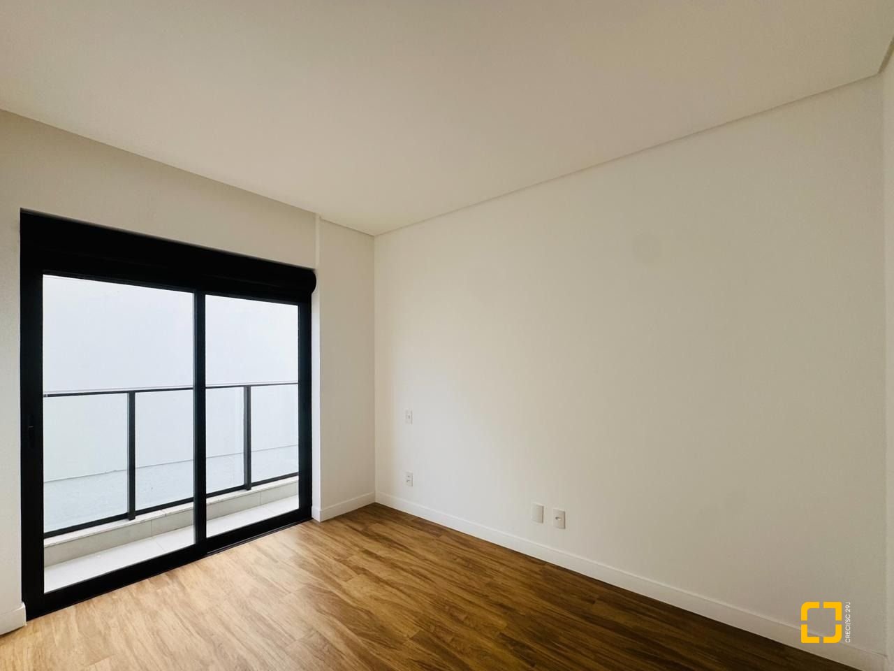 Apartamento com 73m², 2 quartos (sendo 1 suíte), 1 garagem, no bairro Monte Verde em Florianópolis