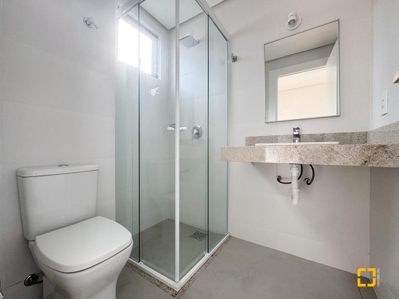 Apartamento com 74m², 2 quartos (sendo 1 suíte), 1 garagem, no bairro Monte Verde em Florianópolis
