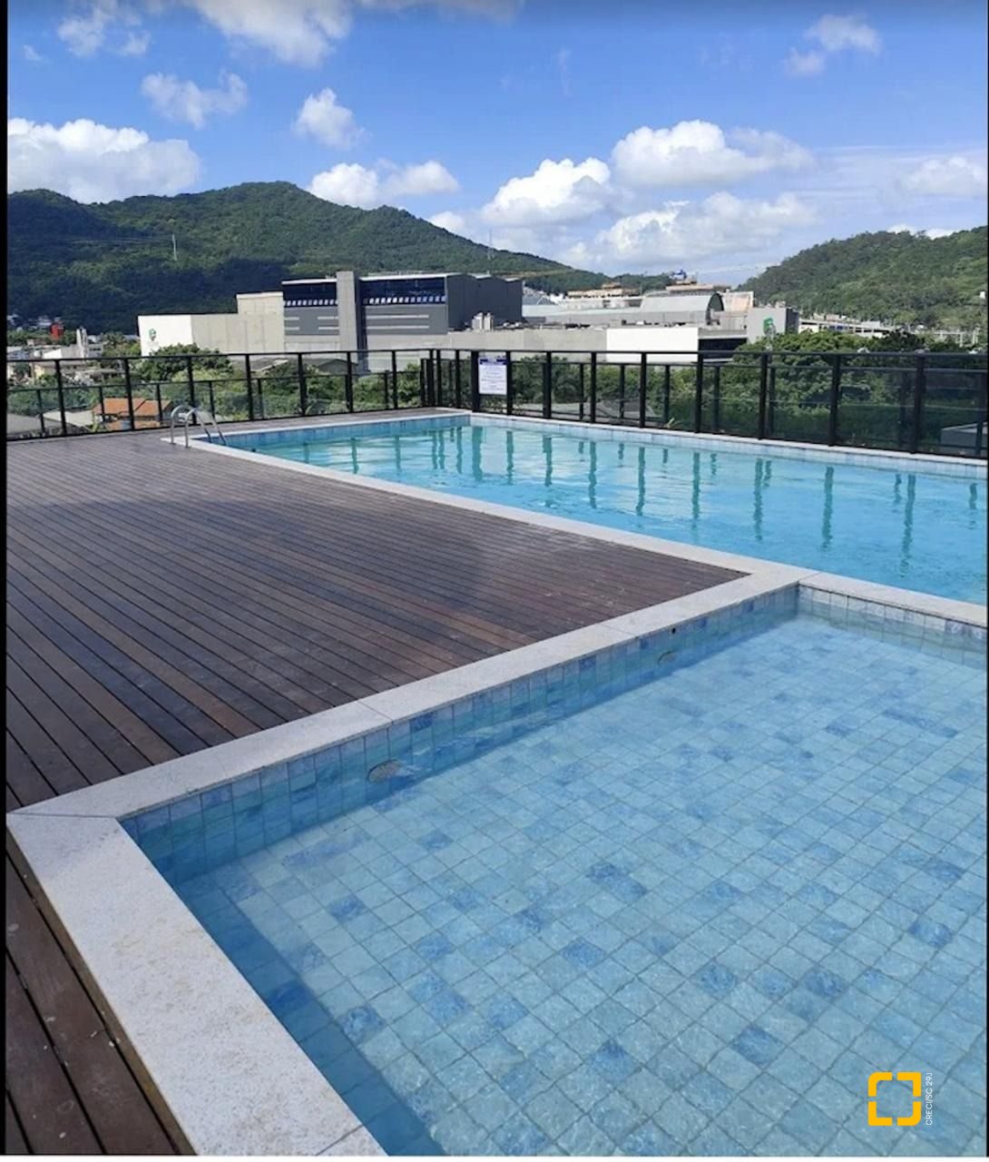 Apartamento com 74m², 2 quartos (sendo 1 suíte), 1 garagem, no bairro Monte Verde em Florianópolis