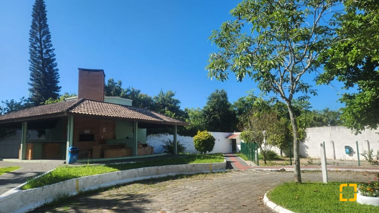 Apartamento com 67m², 3 quartos, 1 garagem, no bairro Trindade em Florianópolis