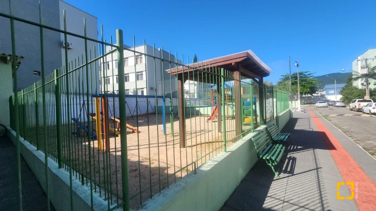 Apartamento com 67m², 3 quartos, 1 garagem, no bairro Trindade em Florianópolis