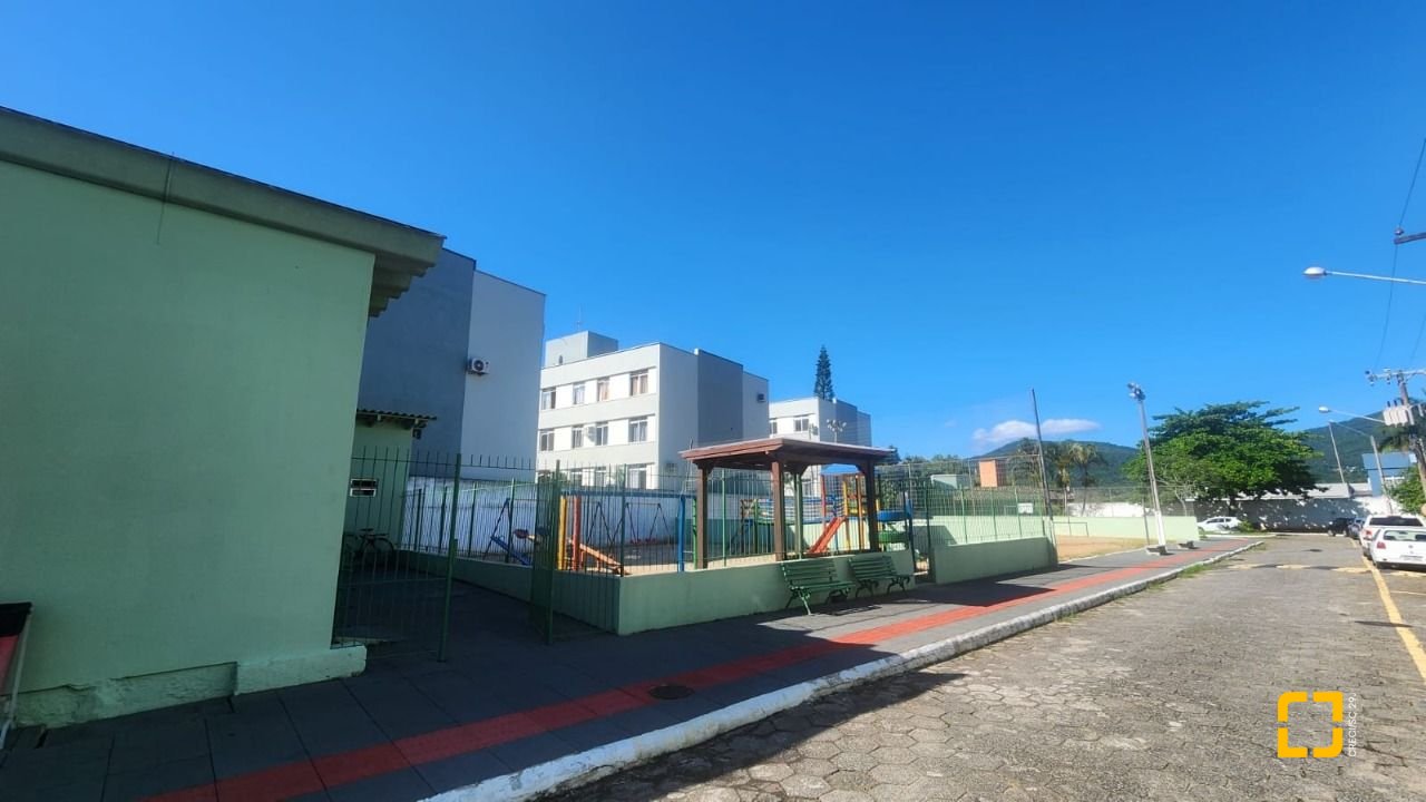 Apartamento com 67m², 3 quartos, 1 garagem, no bairro Trindade em Florianópolis