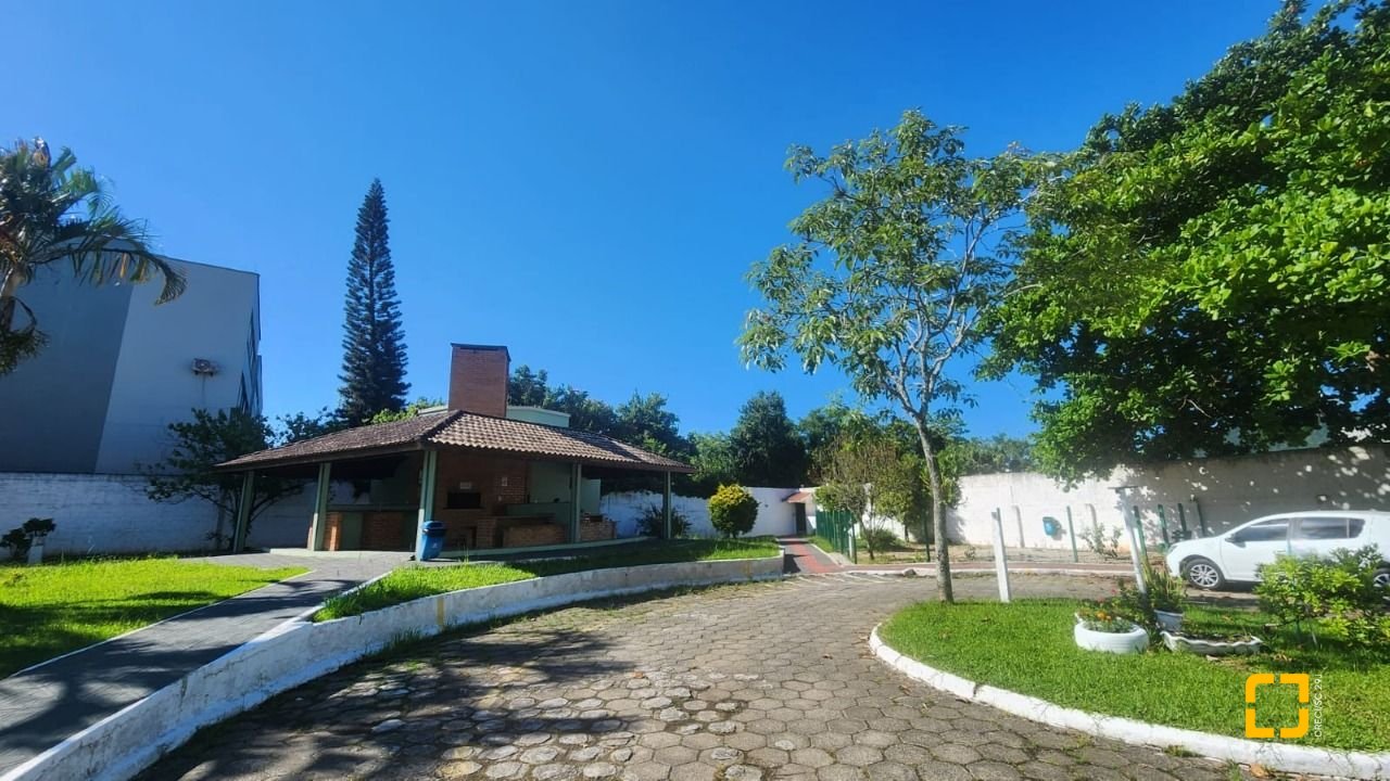 Apartamento com 67m², 3 quartos, 1 garagem, no bairro Trindade em Florianópolis