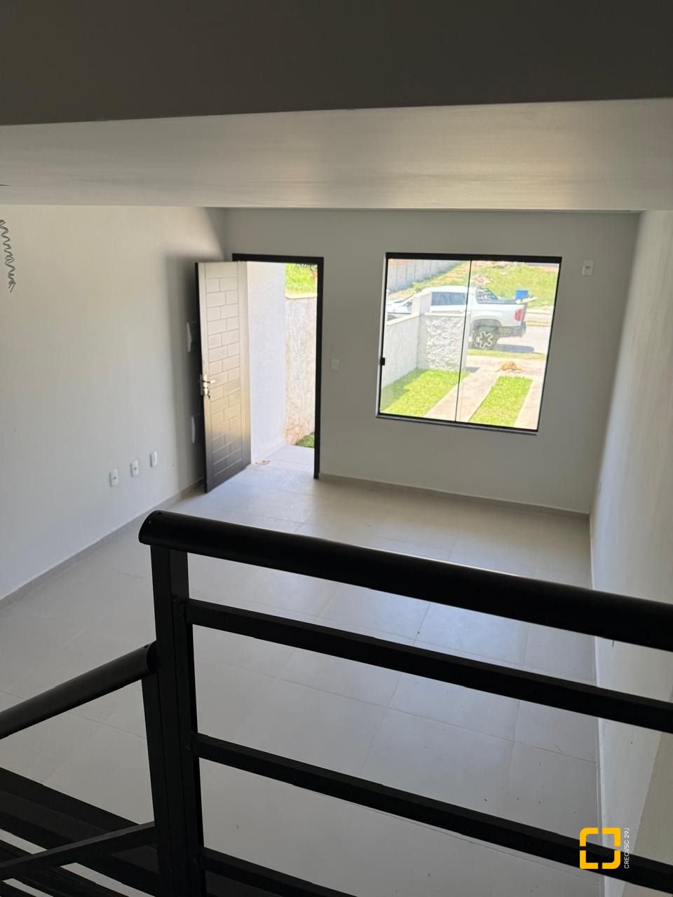 Casa com 117m², 2 quartos (sendo 2 suítes), 2 garagens, no bairro Ingleses do Rio Vermelho em Florianópolis