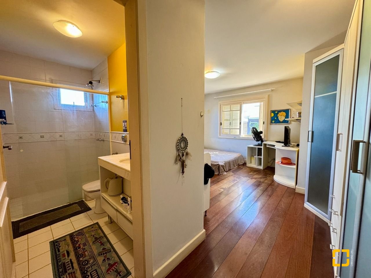 Casa com 378m², 7 quartos (sendo 3 suítes), 3 garagens, no bairro Lagoa da Conceição em Florianópolis