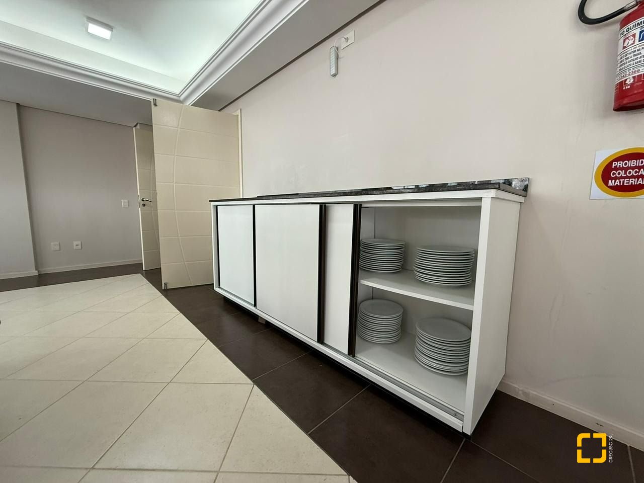 Apartamento com 42m², 1 quarto, 1 garagem, no bairro Ingleses do Rio Vermelho em Florianópolis