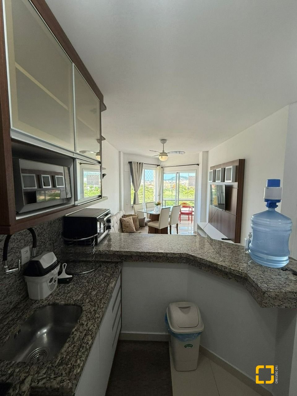Apartamento com 42m², 1 quarto, 1 garagem, no bairro Ingleses do Rio Vermelho em Florianópolis