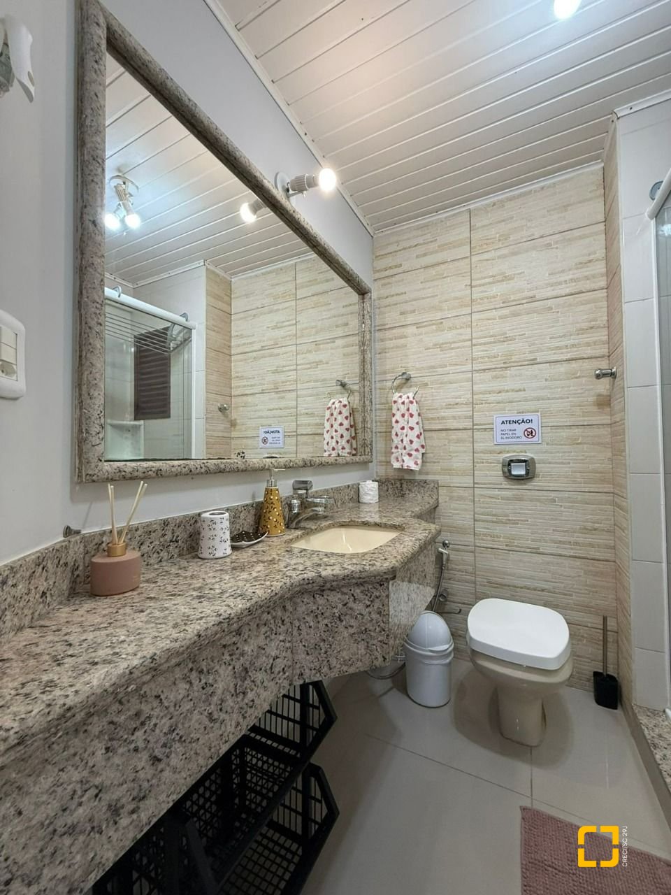 Apartamento com 42m², 1 quarto, 1 garagem, no bairro Ingleses do Rio Vermelho em Florianópolis