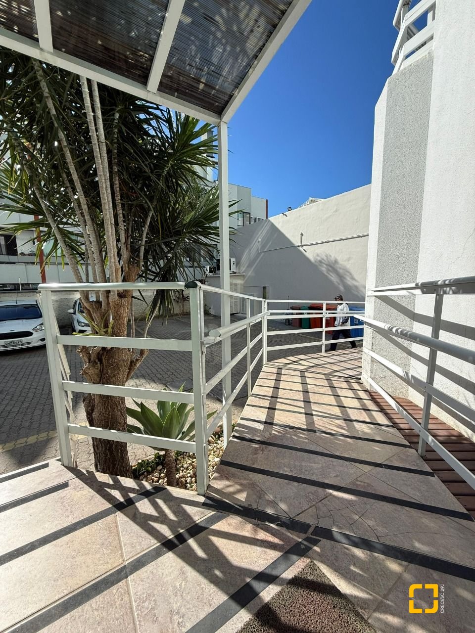 Apartamento com 42m², 1 quarto, 1 garagem, no bairro Ingleses do Rio Vermelho em Florianópolis