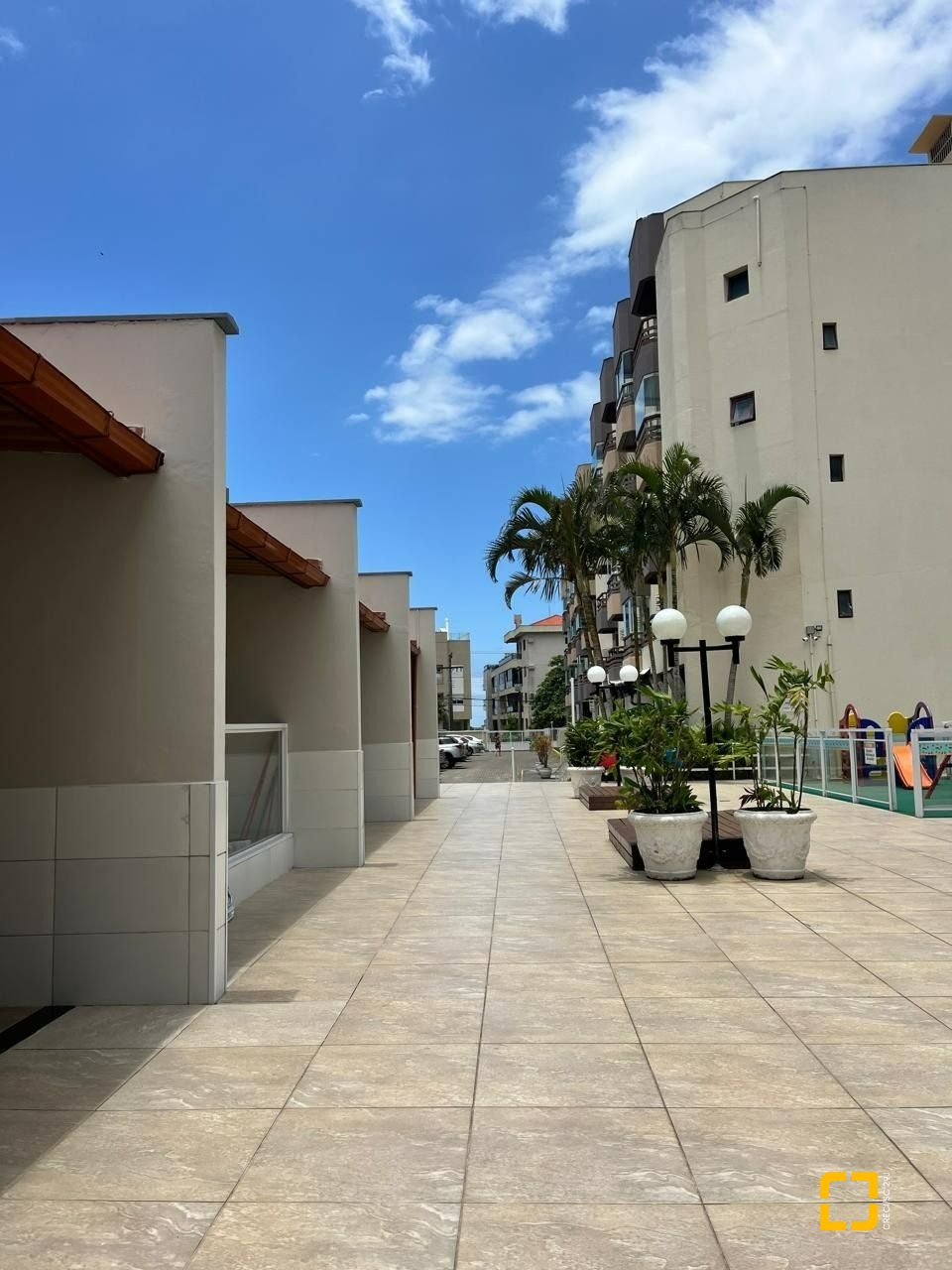 Apartamento com 42m², 1 quarto, 1 garagem, no bairro Ingleses do Rio Vermelho em Florianópolis