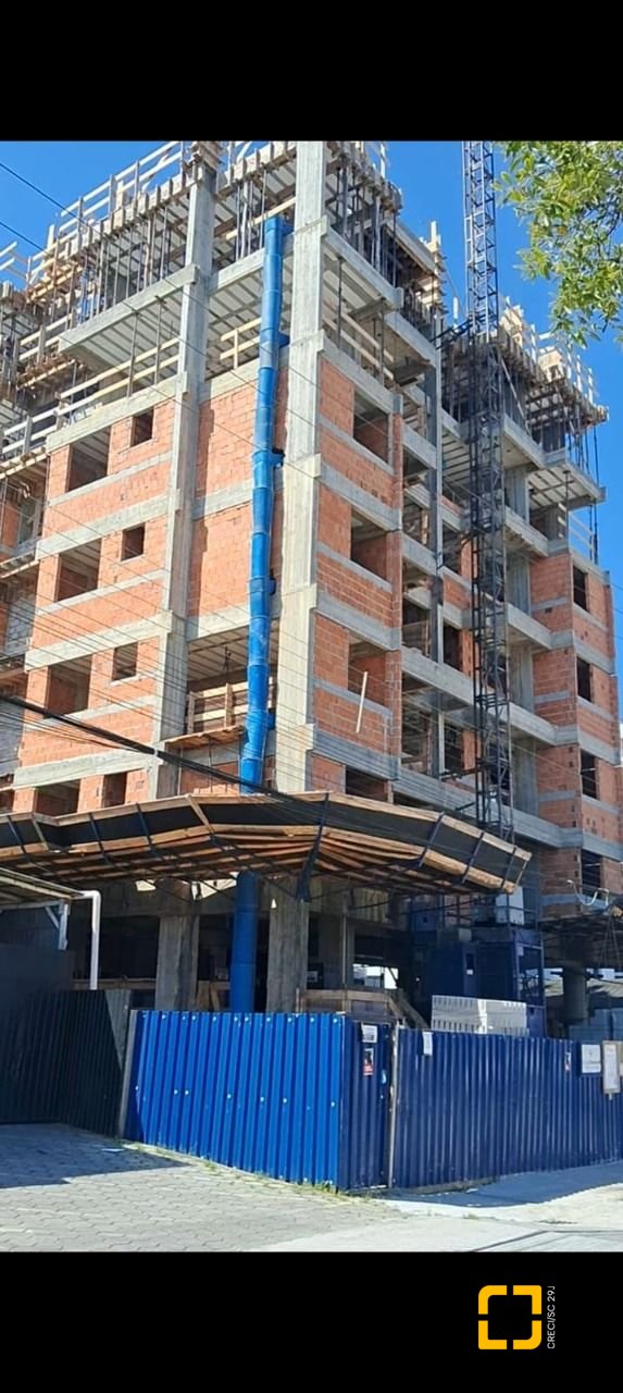 Apartamento com 59m², 2 quartos, 1 garagem, no bairro Areias em São José