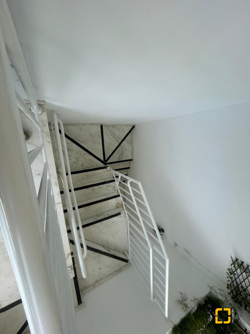 Casa com 400m², 4 garagens, no bairro Centro em Florianópolis