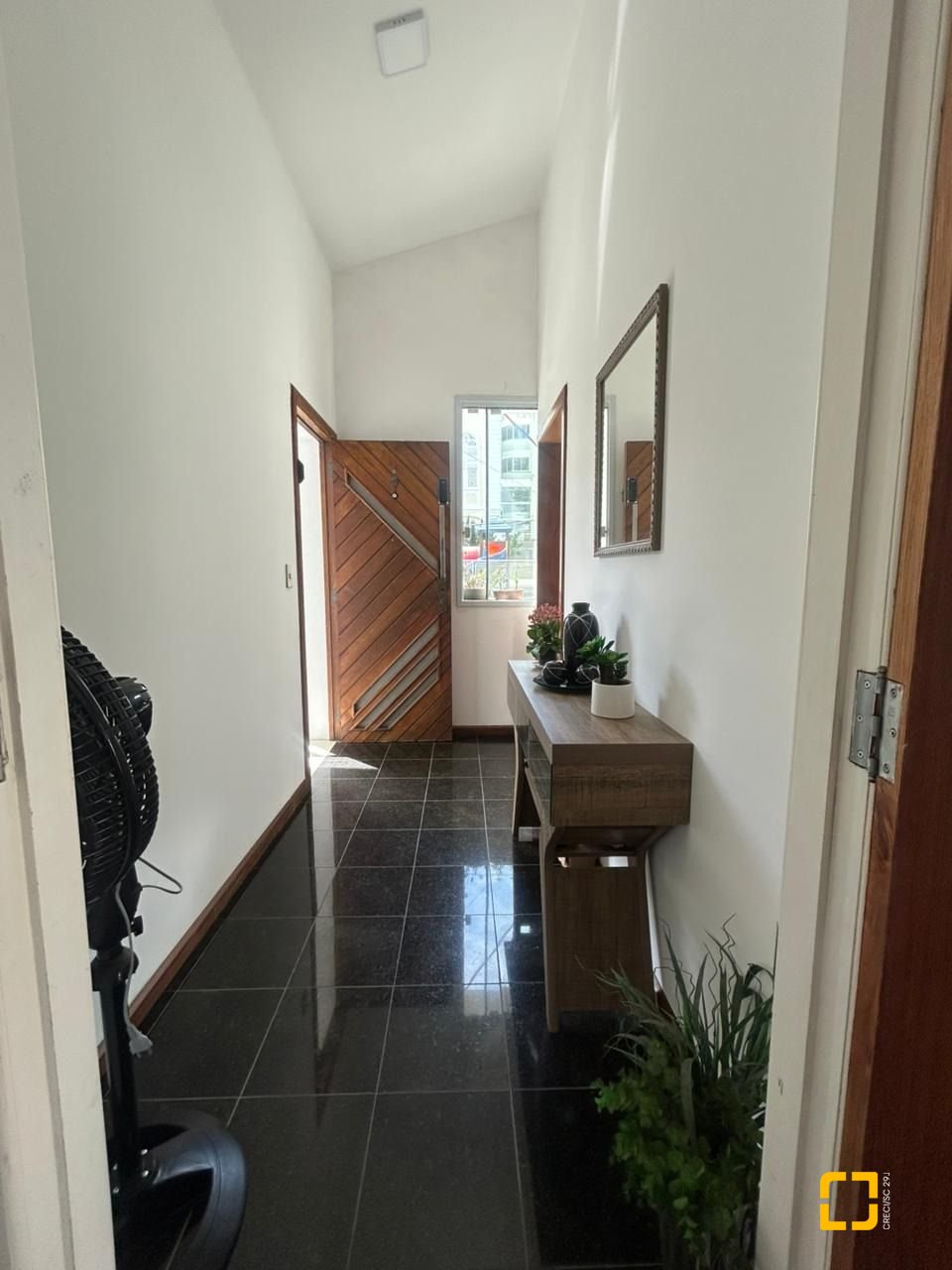 Casa com 400m², 4 garagens, no bairro Centro em Florianópolis