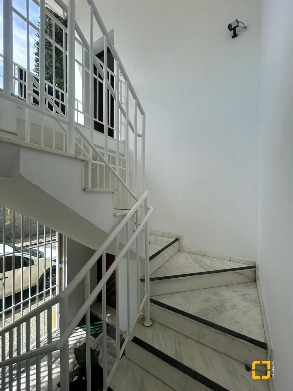 Casa com 400m², 4 garagens, no bairro Centro em Florianópolis