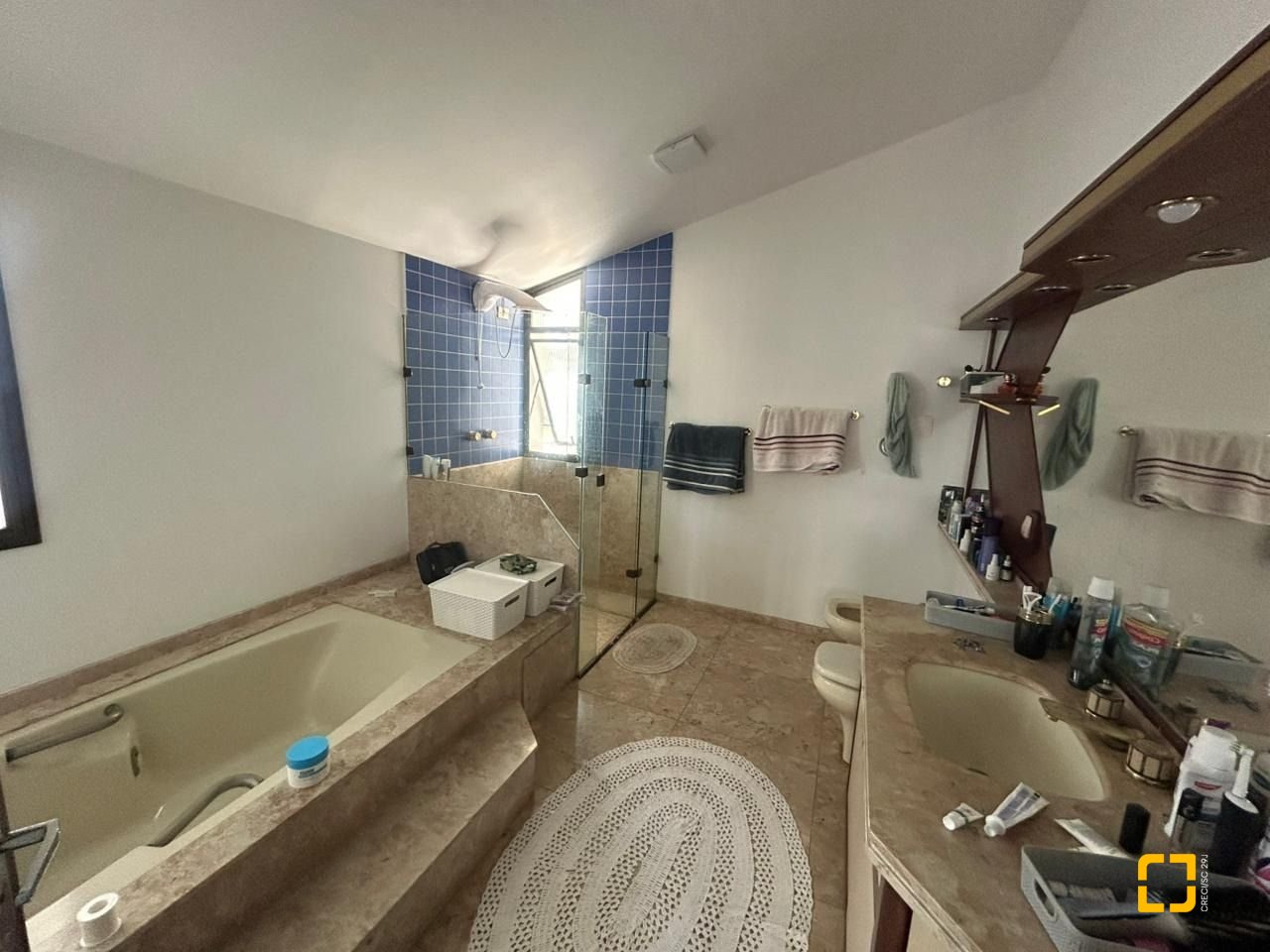 Casa com 400m², 4 garagens, no bairro Centro em Florianópolis