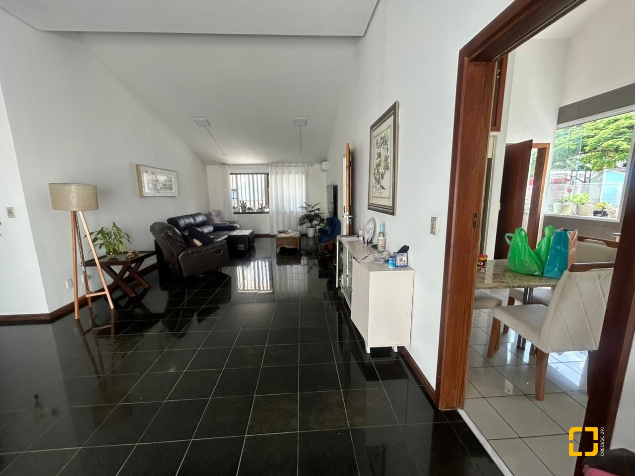 Casa com 400m², 4 garagens, no bairro Centro em Florianópolis
