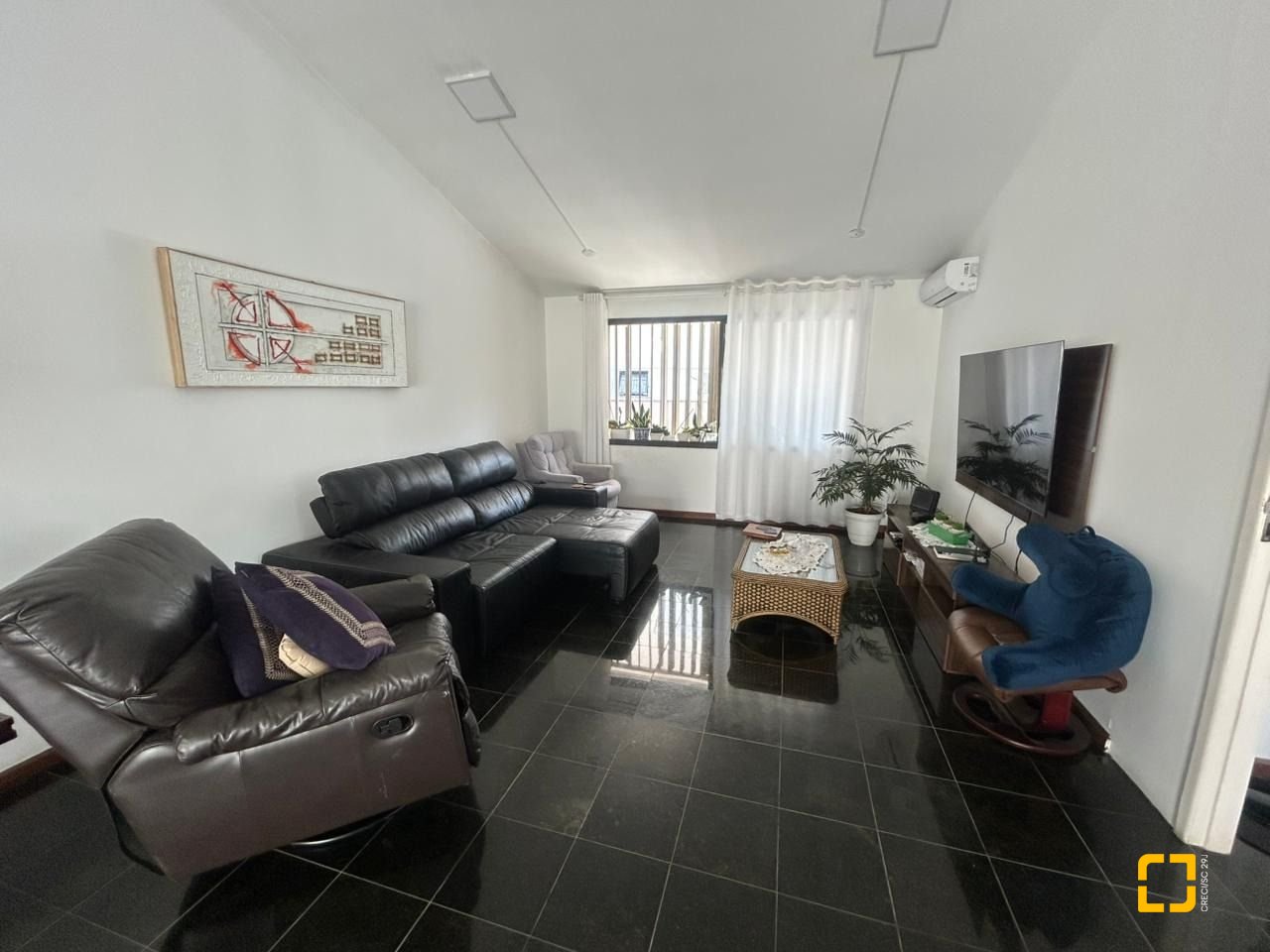 Casa com 400m², 4 garagens, no bairro Centro em Florianópolis