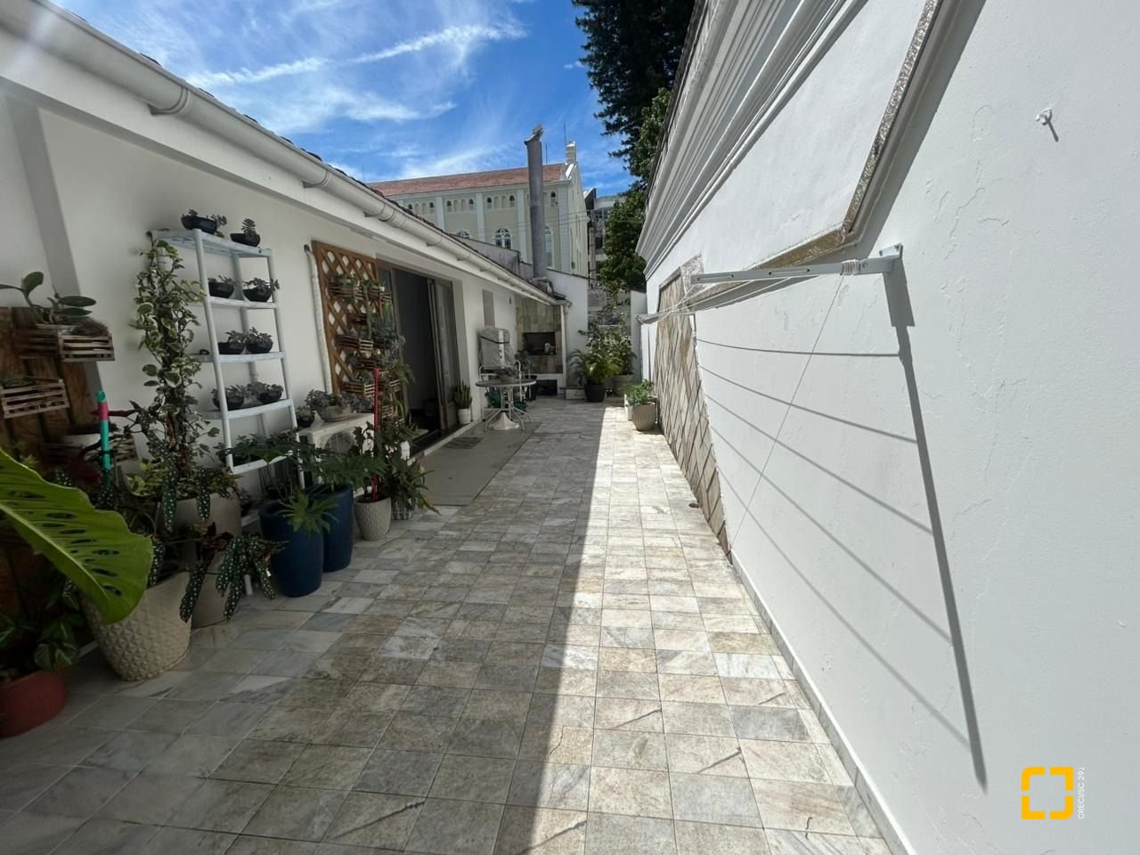 Casa com 400m², 4 garagens, no bairro Centro em Florianópolis