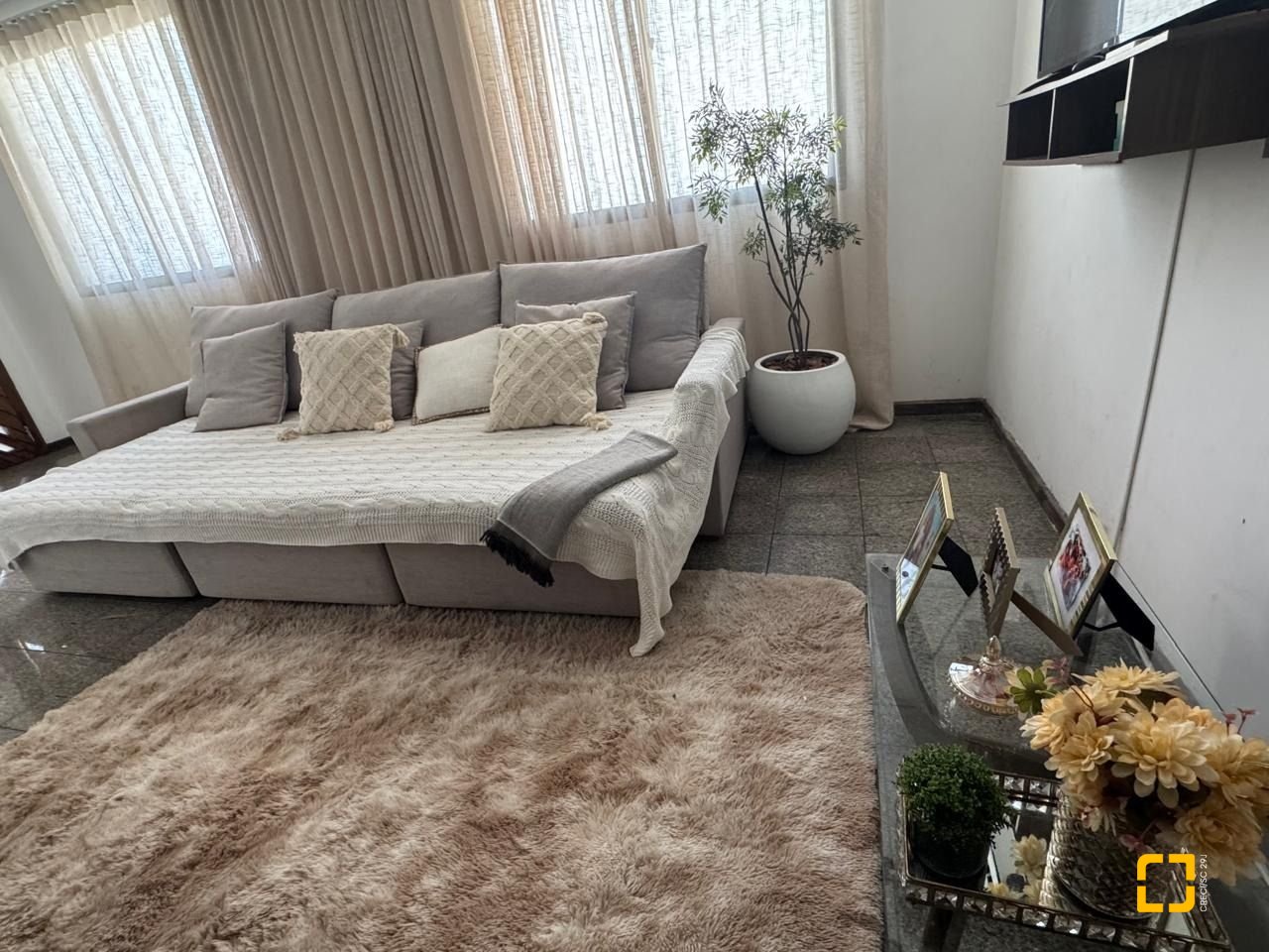 Casa com 400m², 4 garagens, no bairro Centro em Florianópolis
