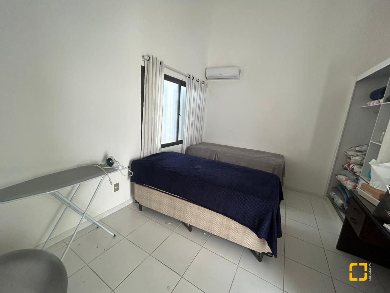 Casa com 400m², 4 garagens, no bairro Centro em Florianópolis