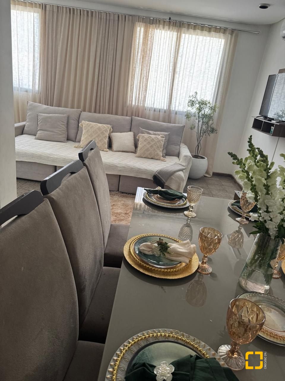 Casa com 400m², 4 garagens, no bairro Centro em Florianópolis