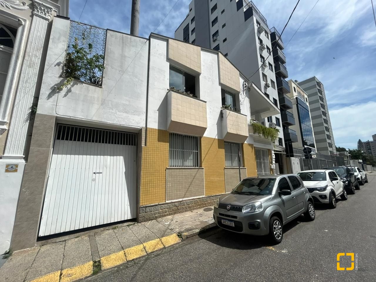 Casa com 400m², 4 garagens, no bairro Centro em Florianópolis