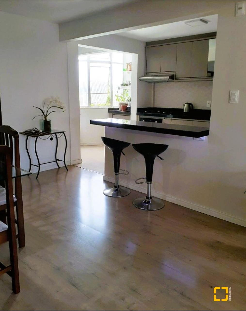Apartamento com 108m², 3 quartos (sendo 1 suíte), 1 garagem, no bairro Abraão em Florianópolis