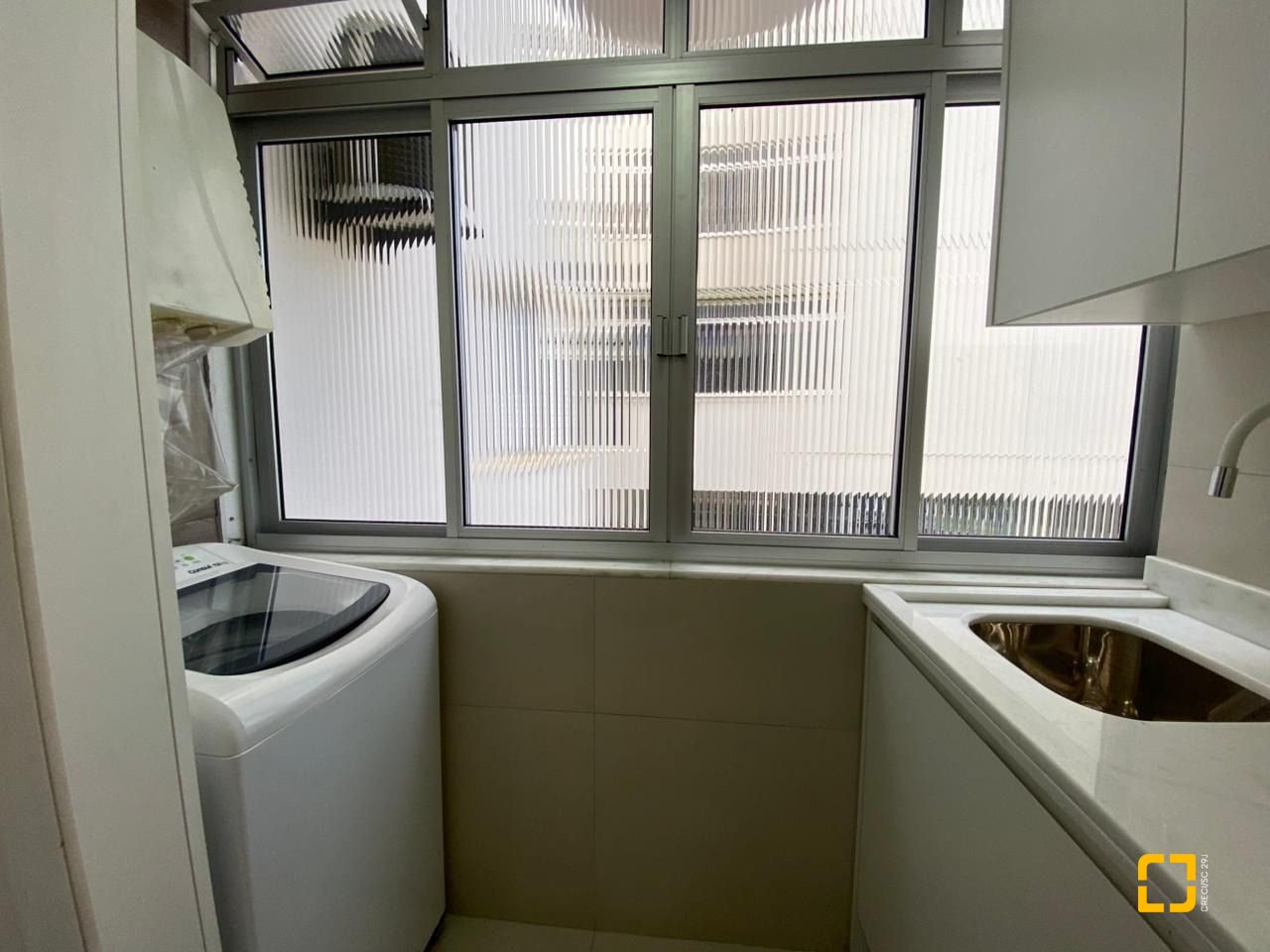 Apartamento com 66m², 3 quartos, 1 garagem, no bairro Trindade em Florianópolis