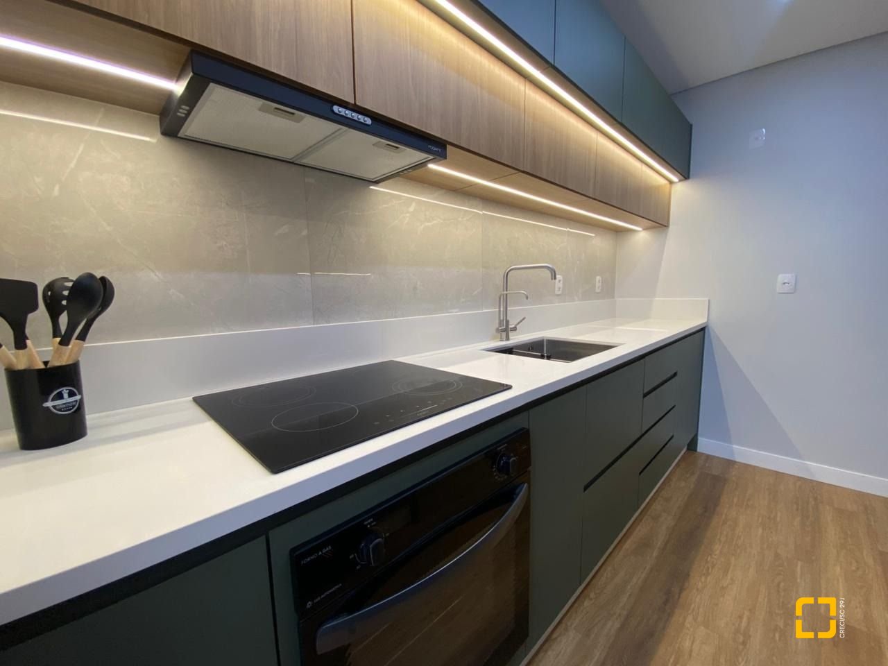 Apartamento com 66m², 3 quartos, 1 garagem, no bairro Trindade em Florianópolis