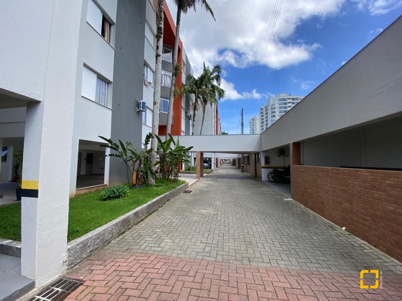 Apartamento com 66m², 3 quartos, 1 garagem, no bairro Trindade em Florianópolis