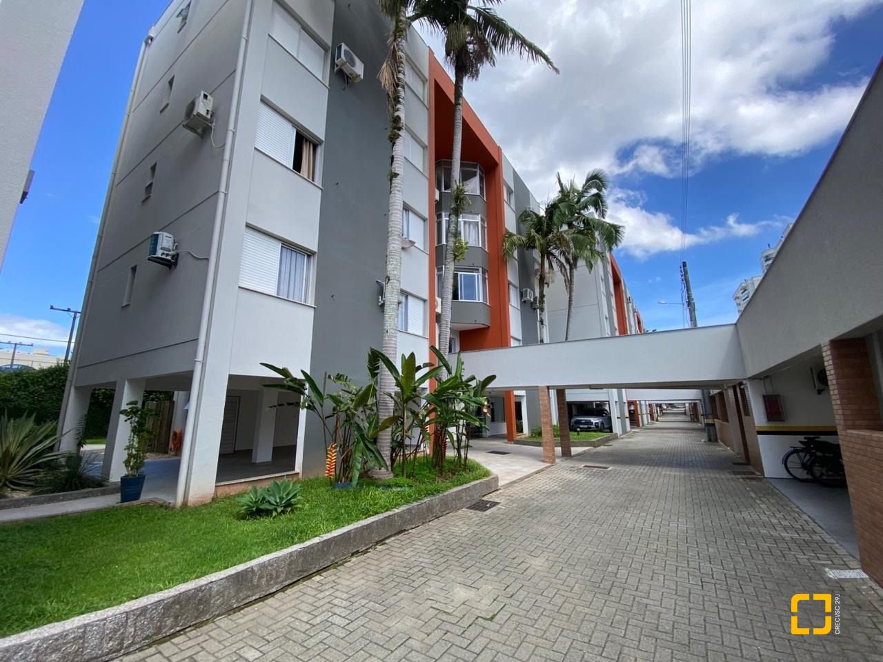 Apartamento com 66m², 3 quartos, 1 garagem, no bairro Trindade em Florianópolis