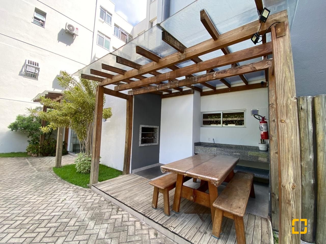 Apartamento com 66m², 3 quartos, 1 garagem, no bairro Trindade em Florianópolis