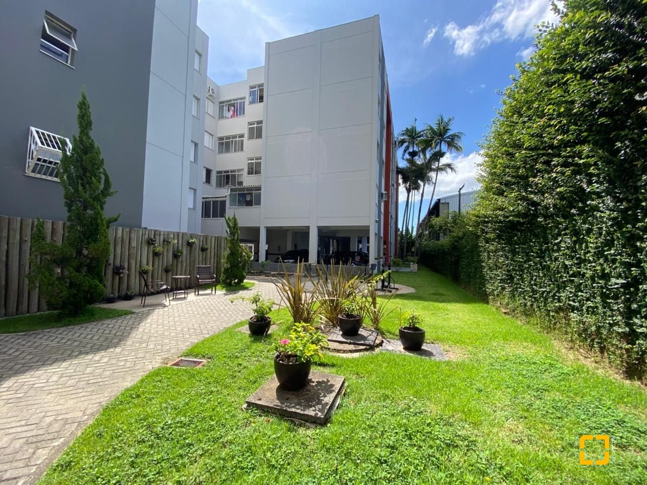 Apartamento com 66m², 3 quartos, 1 garagem, no bairro Trindade em Florianópolis