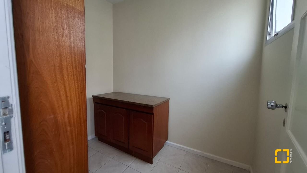 Apartamento com 99m², 3 quartos, 1 garagem, no bairro Centro em Florianópolis