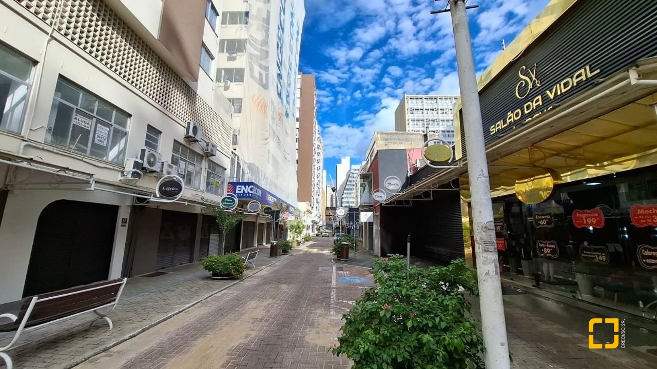 Apartamento com 99m², 3 quartos, 1 garagem, no bairro Centro em Florianópolis