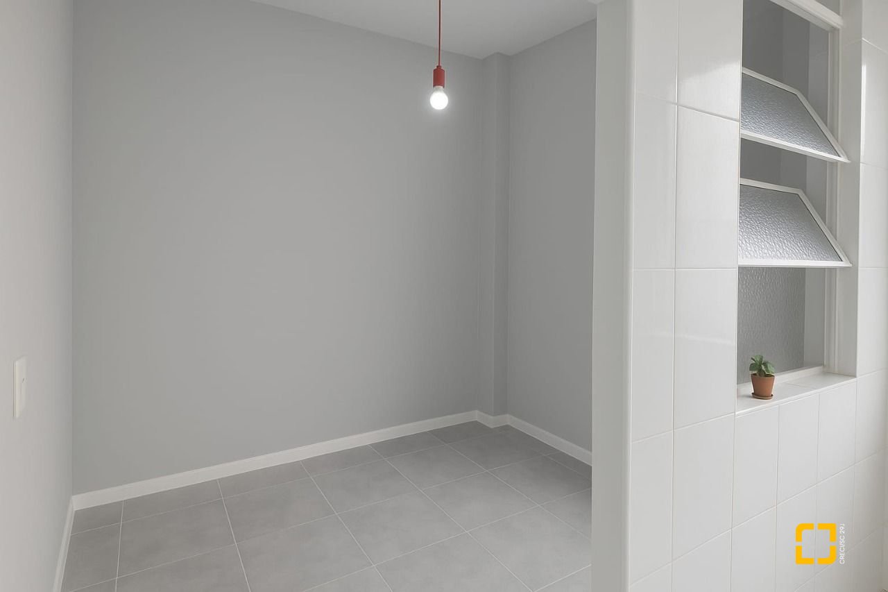 Apartamento com 76m², 2 quartos, no bairro Centro em Florianópolis