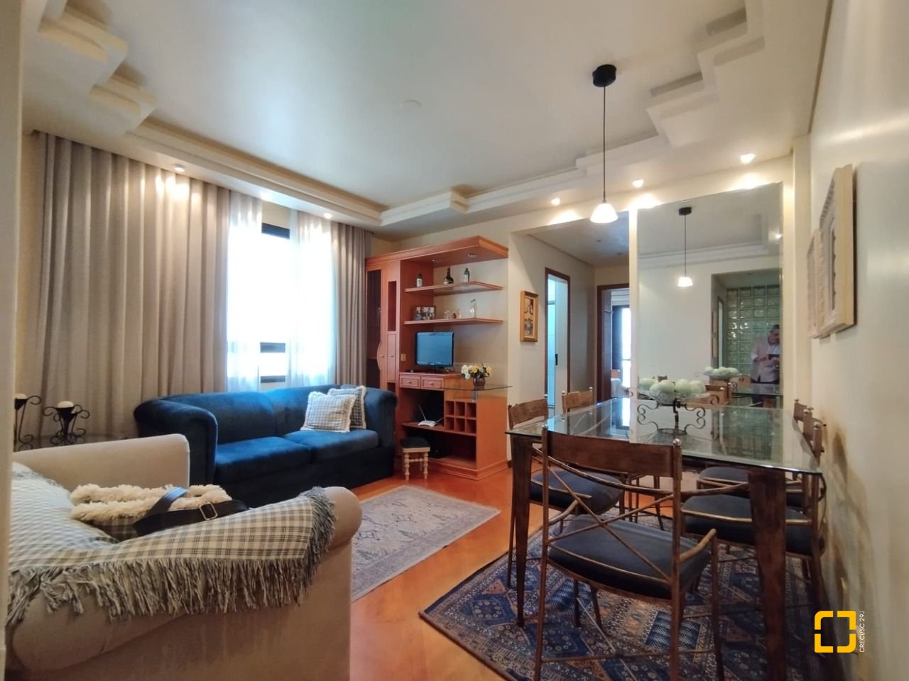 Apartamento com 56m², 1 quarto, 1 garagem, no bairro Agronômica em Florianópolis